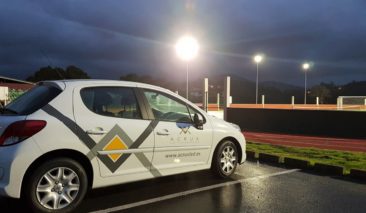 Iluminación cambio de fútbol en Navia